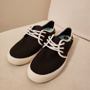 Black Van's Surf Slider